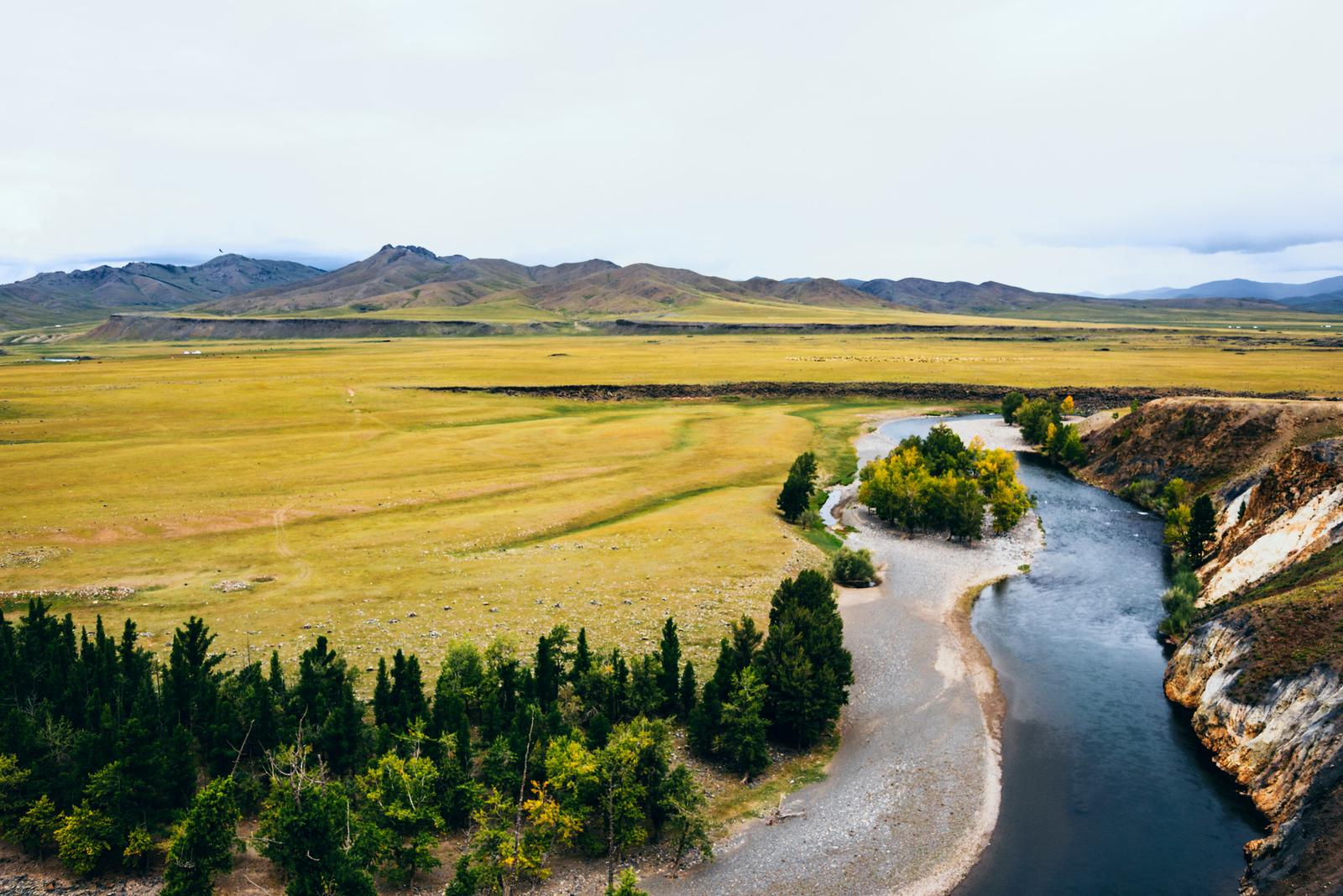 Uurtiin Tokhoi Cliff